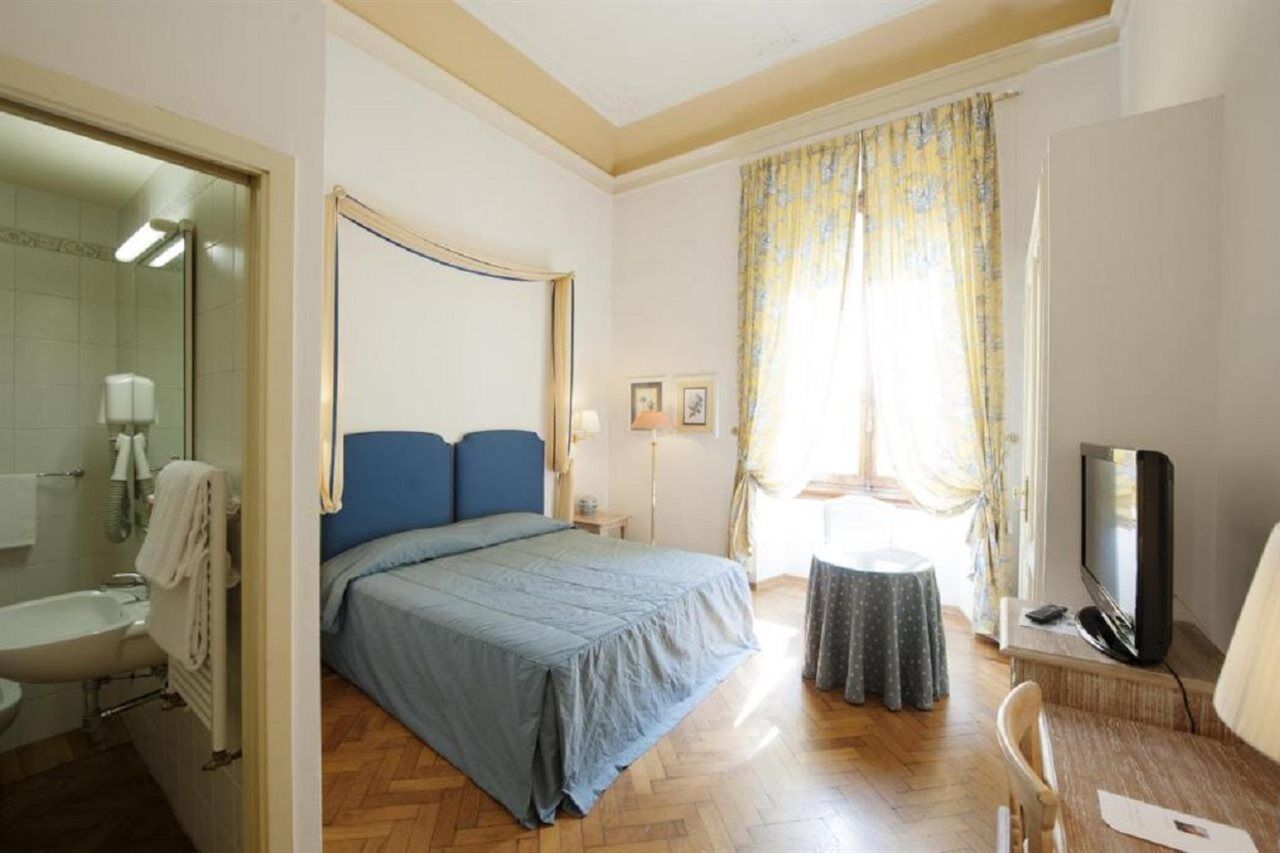 Palazzo Ruspoli Apartment Firenze Bagian luar foto